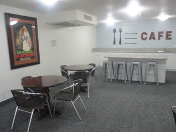 Community kitchen